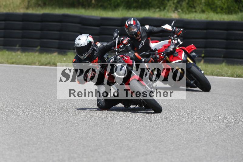 /27 12.06.2025 Ducati Schweiz Trackday Warmup  ADR/gelb-jeaune/ohne